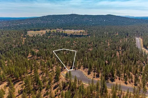 62984 Levins Ln, Bend, OR 97703 photo 4