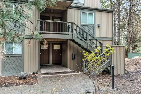 19717 SW Mount Bachelor Dr UNIT 128, Bend, OR 97702