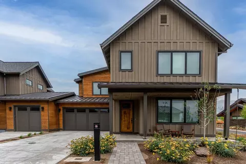 61281 Mcroberts Ln #LOT 29, Bend, OR 97702