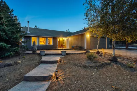 21111 Imperial Ave, Bend, OR 97701 photo 1
