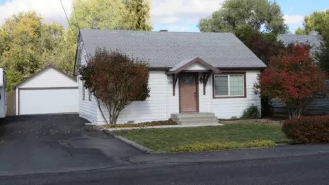 4629 Thompson Ave, Klamath Falls, OR 97603