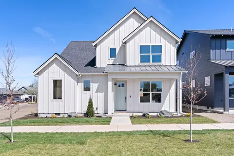 21138 Beall Dr #LOT 24, Bend, OR 97701