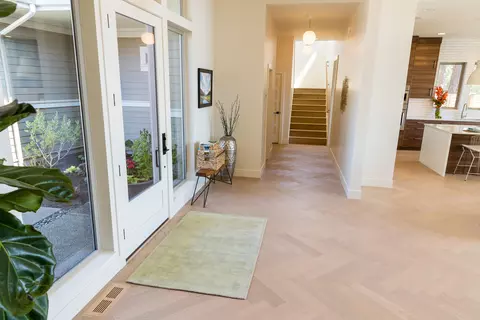 Entry Way - 2963 NW Celilo Ln, Bend, OR 97703 photo 4 of 8