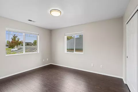943 Crystal Dr, Eagle Point, OR 97524 photo 14