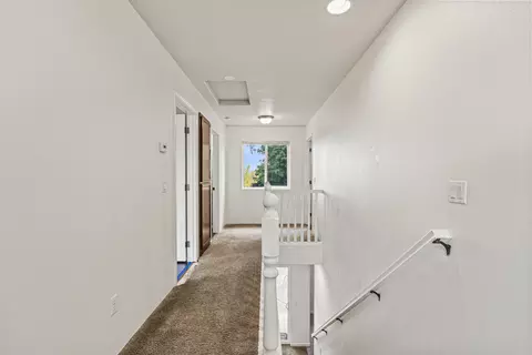 943 Crystal Dr, Eagle Point, OR 97524 photo 22