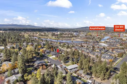 View/Area - 422 SW Blakely Ct, Bend, OR 97702 photo 10 of 10