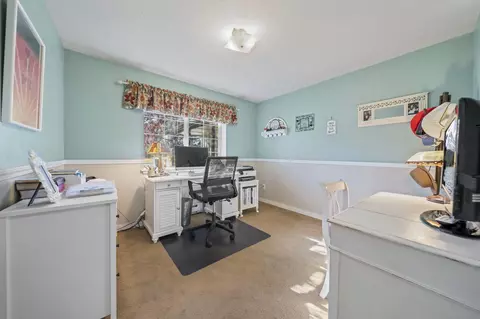 Other - 422 SW Blakely Ct, Bend, OR 97702 photo 3 of 6