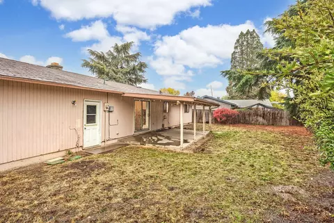 1237 Vista Dr, Central Point, OR 97502 photo 23