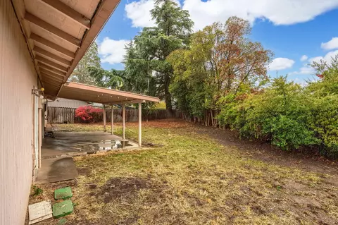 1237 Vista Dr, Central Point, OR 97502 photo 22