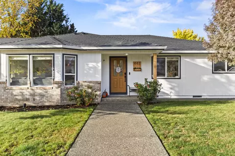 Exterior - 441 Candis Dr, Eagle Point, OR 97524 photo 1 of 8