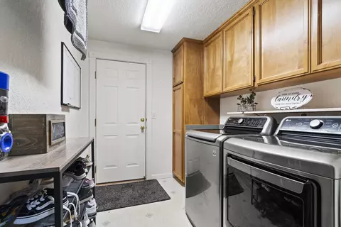 Other - 441 Candis Dr, Eagle Point, OR 97524 photo 4 of 8