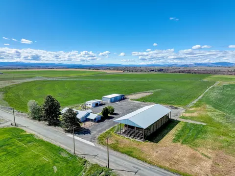 1774 W Ashwood Ln, Madras, OR 97741