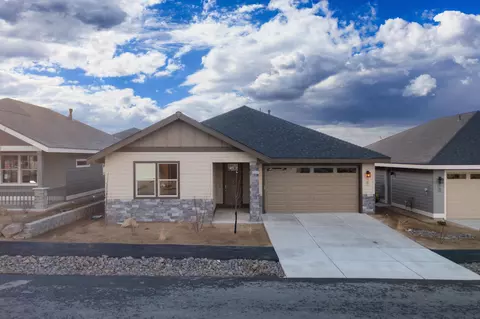 2767 NW 23rd Loop #LOT 52, Redmond, OR 97756
