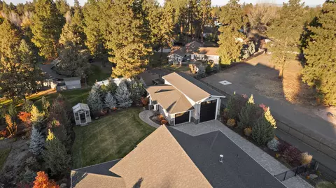 21080 SE Avery Ln, Bend, OR 97702 photo 81