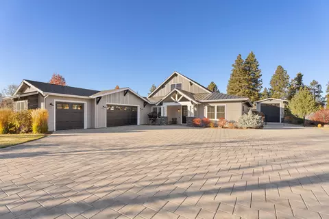 21080 SE Avery Ln, Bend, OR 97702 photo 4