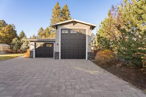 21080 SE Avery Ln, Bend, OR 97702 photo 7