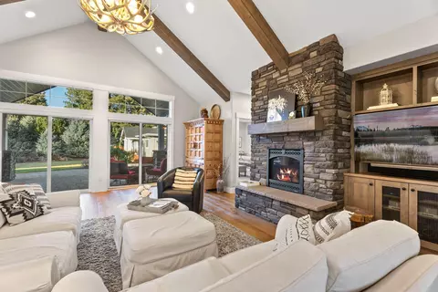 21080 SE Avery Ln, Bend, OR 97702 photo 10