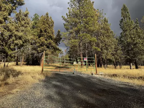 7253 Wood Duck Dr, Bonanza, OR 97623