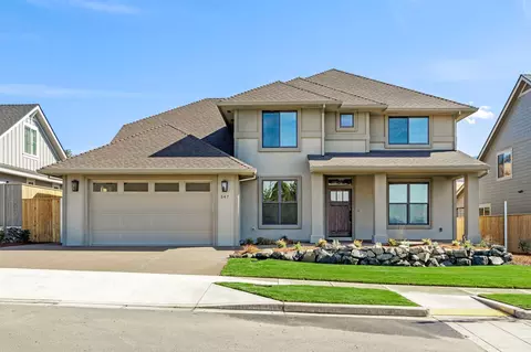 547 Autumn Hills Dr, Medford, OR 97504