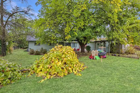 6355 Harold Rd, Central Point, OR 97502 photo 21