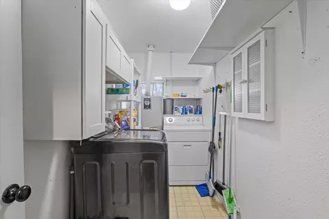 6355 Harold Rd, Central Point, OR 97502 photo 18