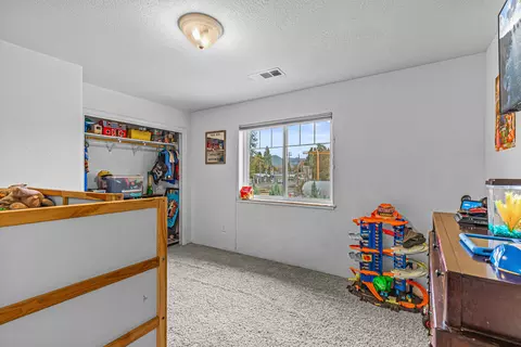 100 Rhonda Ln, Phoenix, OR 97535 photo 17