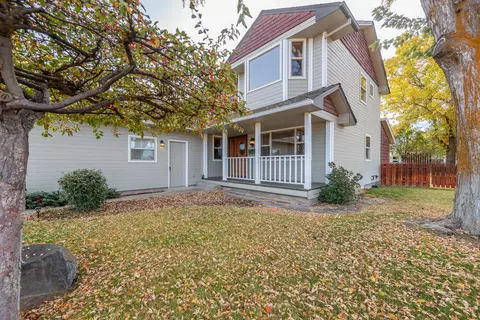 544 Apollo Rd, Prineville, OR 97754