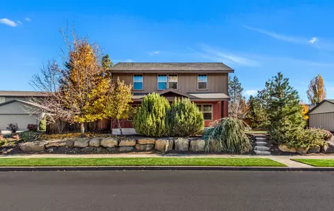 3080 NW Kelly Hill Ct, Bend, OR 97703