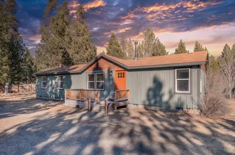 17623 Cosset Loop, La Pine, OR 97739