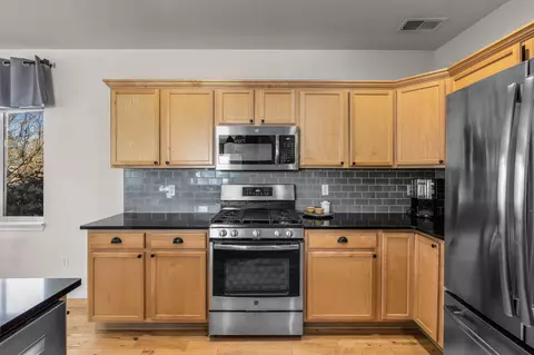 60879 Garrison Dr, Bend, OR 97702 photo 10