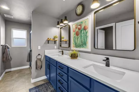 60879 Garrison Dr, Bend, OR 97702 photo 24