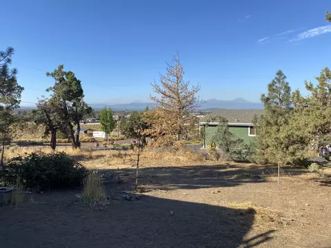 Undisclosed, Bend, OR 97703 photo 6