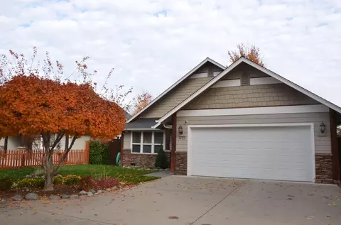 1435 SW Sturgeon Ct, Grants Pass, OR 97527