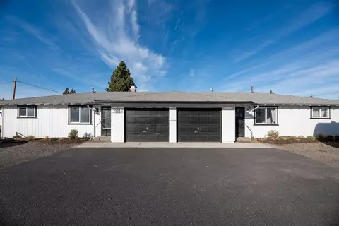 21116 SE Reed Market Rd, Bend, OR 97702