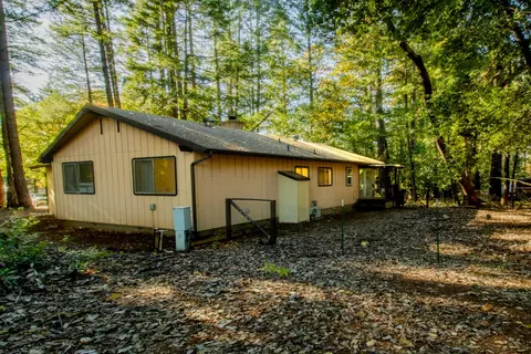 280 Madrona Dr, Cave Junction, OR 97523 photo 16