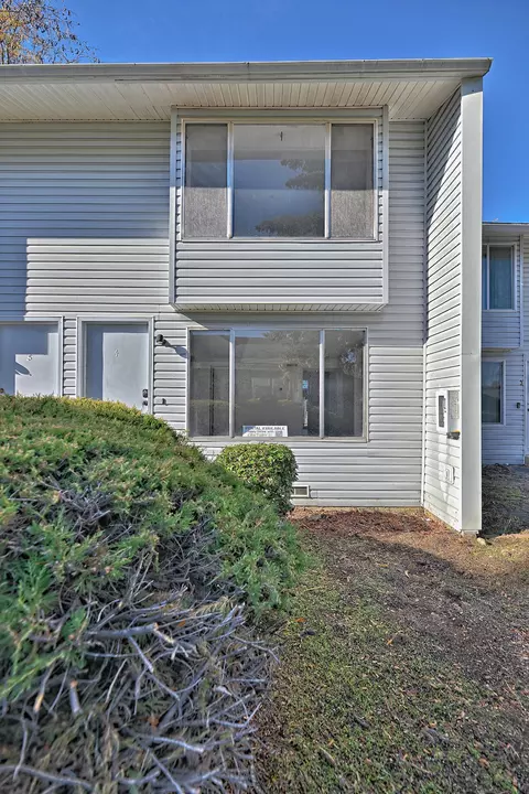 2000 Brookhurst St #4, Medford, OR 97504