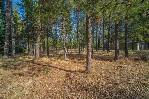 17970 N Course Ln #16, Sunriver, OR 97707