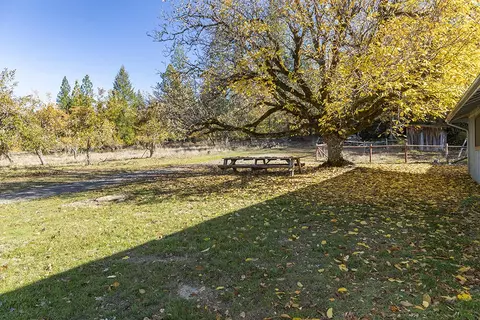 Exterior - 1263 Waldo Rd, O'brien, OR 97534 photo 22 of 26