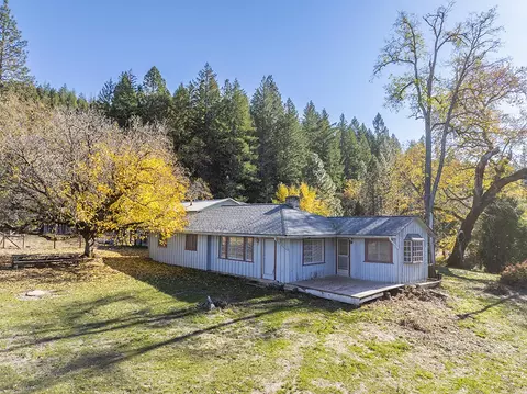 Exterior - 1263 Waldo Rd, O'brien, OR 97534 photo 2 of 26