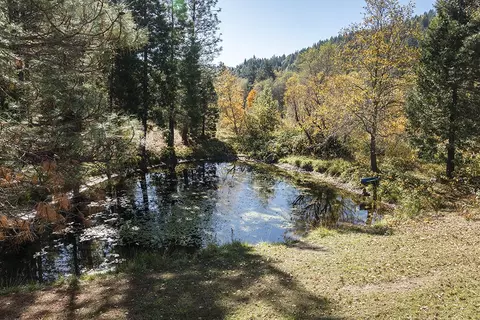 View/Area - 1263 Waldo Rd, O'brien, OR 97534 photo 3 of 9