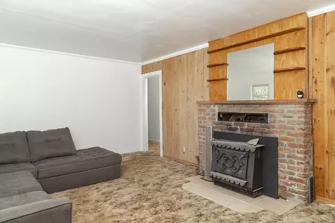 Living - 1263 Waldo Rd, O'brien, OR 97534 photo 13 of 13