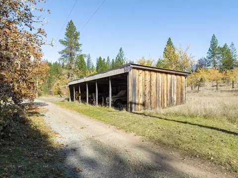Exterior - 1263 Waldo Rd, O'brien, OR 97534 photo 18 of 26