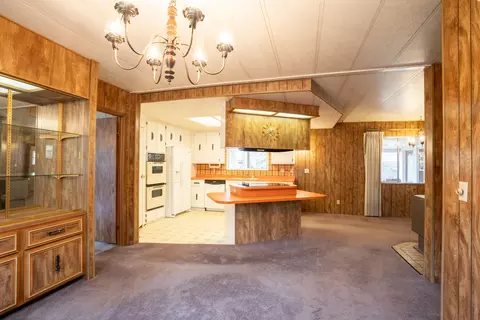 61147 Chuckanut Dr, Bend, OR 97702 photo 8