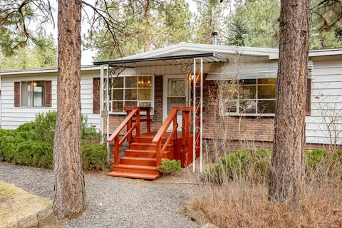 61147 Chuckanut Dr, Bend, OR 97702 photo 6