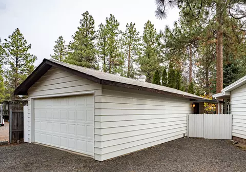 61147 Chuckanut Dr, Bend, OR 97702 photo 35