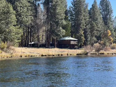 850860 Camp Dr, Chiloquin, OR 97624