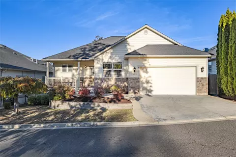 2539 Herrington Way, Medford, OR 97504