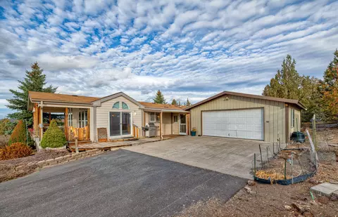 5459 SE Pawnee Loop, Prineville, OR 97754