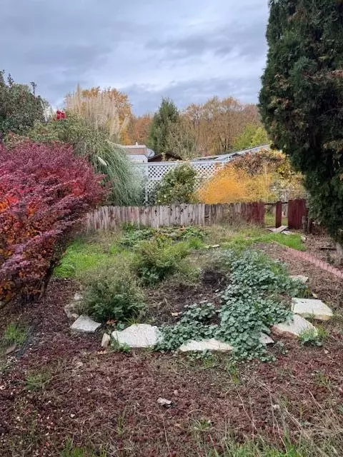 515 E Main St E #17, Rogue River, OR 97537 photo 9