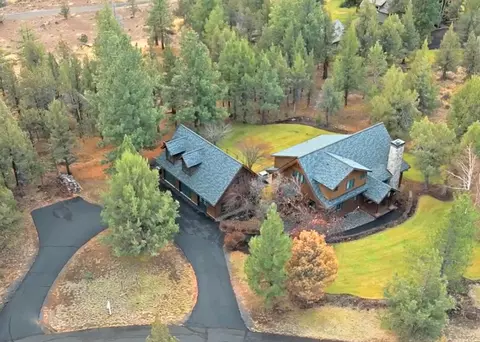16045 Fox Ridge Cir, Sisters, OR 97759